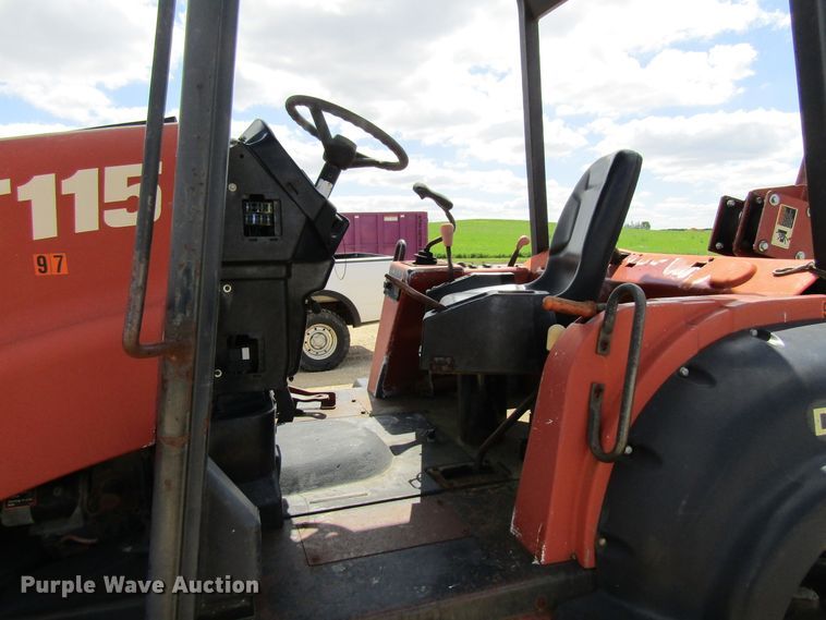 image for item FD9453 2001 Ditch Witch RT115  cable plow