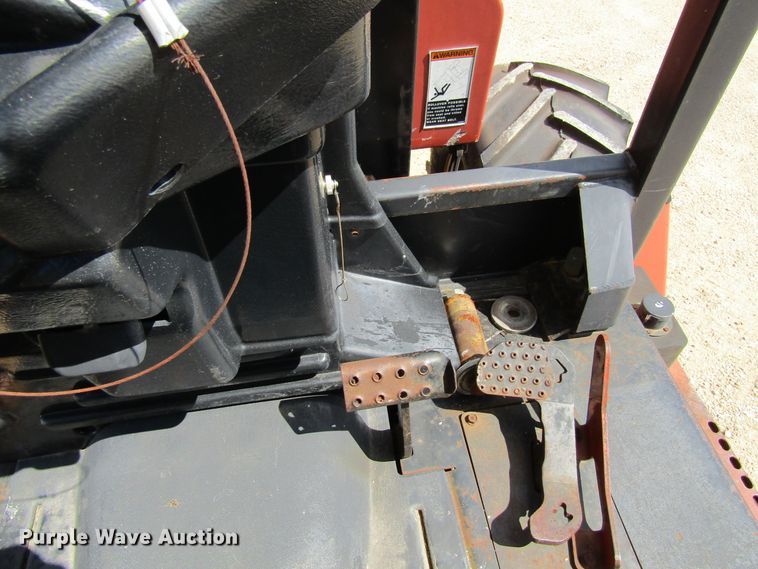 image for item FD9453 2001 Ditch Witch RT115  cable plow