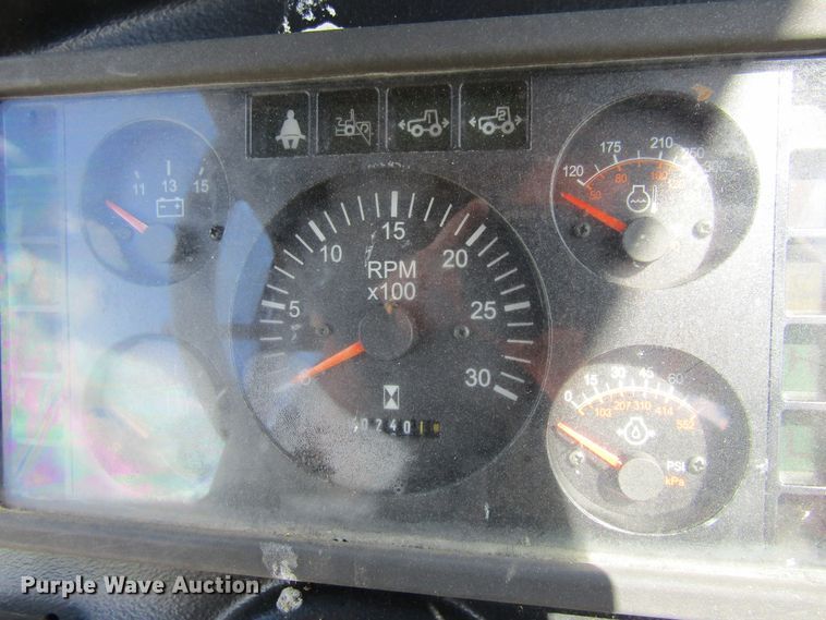 image for item FD9453 2001 Ditch Witch RT115  cable plow