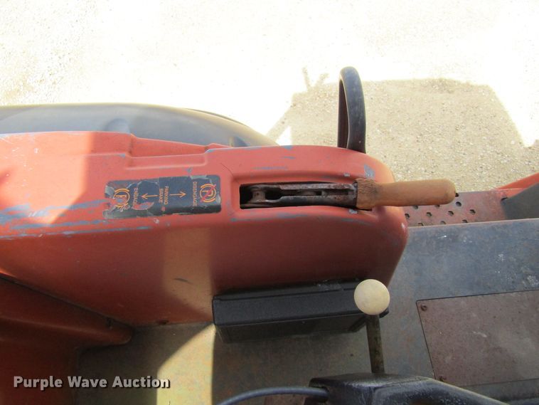 image for item FD9453 2001 Ditch Witch RT115  cable plow