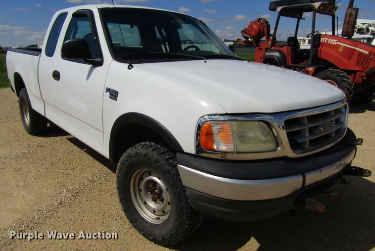 image for item FD9454 1999 Ford F150  SuperCab pickup truck