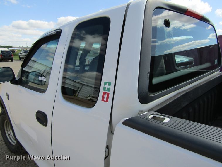 image for item FD9454 1999 Ford F150  SuperCab pickup truck