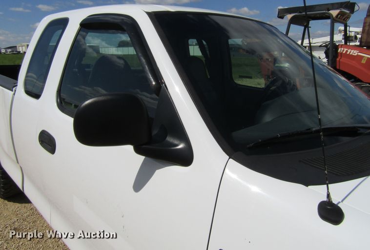 image for item FD9454 1999 Ford F150  SuperCab pickup truck