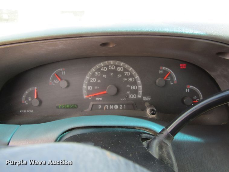 image for item FD9454 1999 Ford F150  SuperCab pickup truck