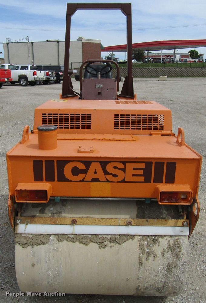image for item FD9458 Case 252  double drum roller compactor