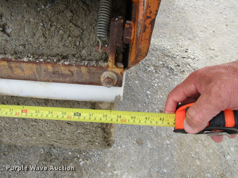 image for item FD9458 Case 252  double drum roller compactor