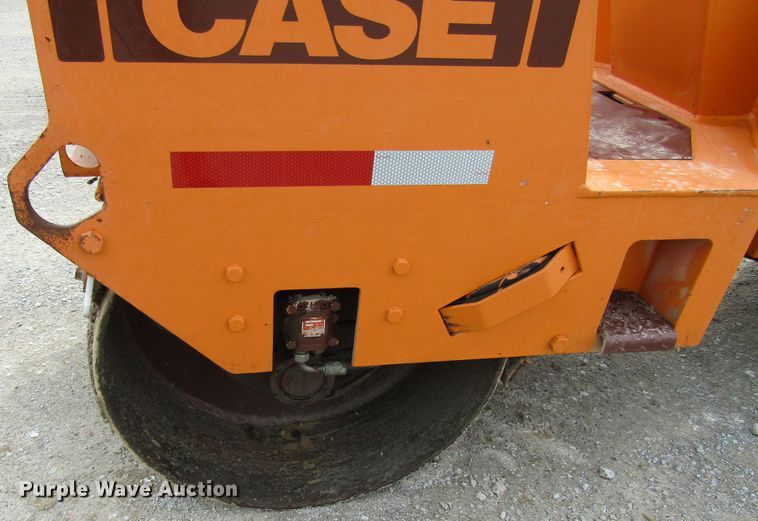 image for item FD9458 Case 252  double drum roller compactor