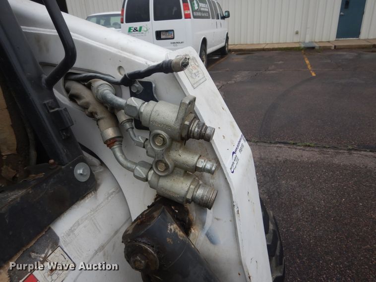 image for item FX9150 2007 Bobcat S250  skid steer loader