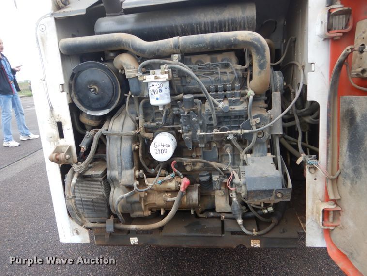 image for item FX9150 2007 Bobcat S250  skid steer loader