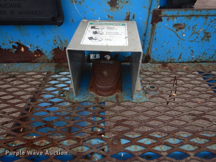 image for item FX9153 2002 Genie Z-45/25  boom lift