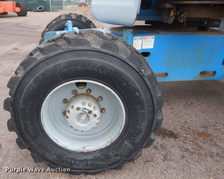 image for item FX9153 2002 Genie Z-45/25  boom lift