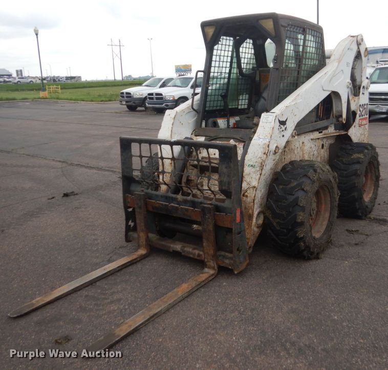 image for item FX9155 2006 Bobcat S250  skid steer loader