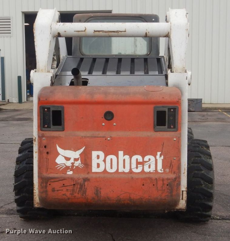 image for item FX9155 2006 Bobcat S250  skid steer loader