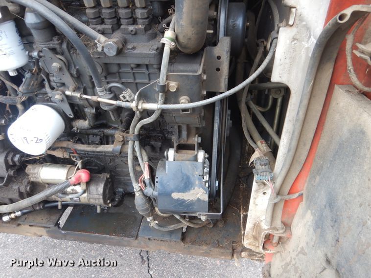 image for item FX9155 2006 Bobcat S250  skid steer loader