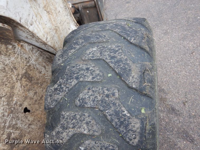 image for item FX9155 2006 Bobcat S250  skid steer loader