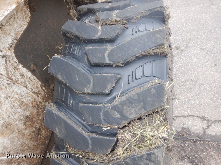 image for item FX9155 2006 Bobcat S250  skid steer loader