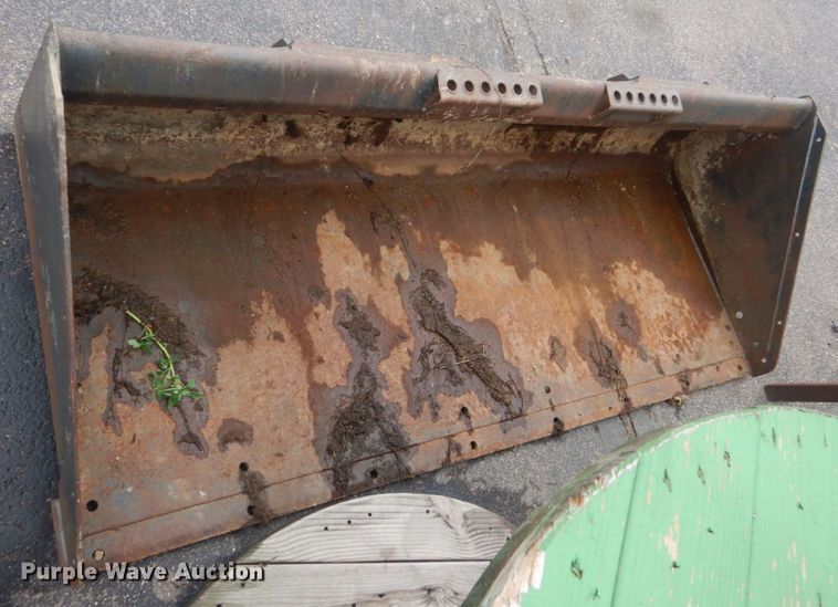 image for item FX9155 2006 Bobcat S250  skid steer loader