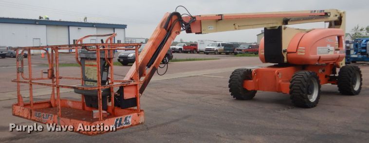 image for item FX9156 2005 JLG 800AJ  boom lift