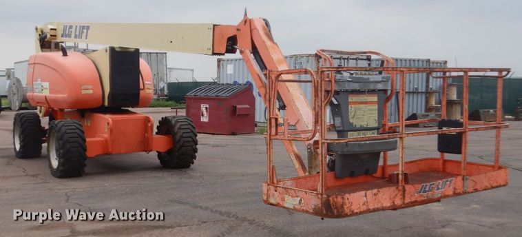 image for item FX9156 2005 JLG 800AJ  boom lift