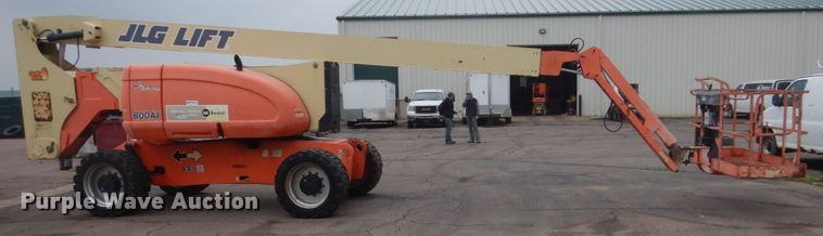 image for item FX9156 2005 JLG 800AJ  boom lift