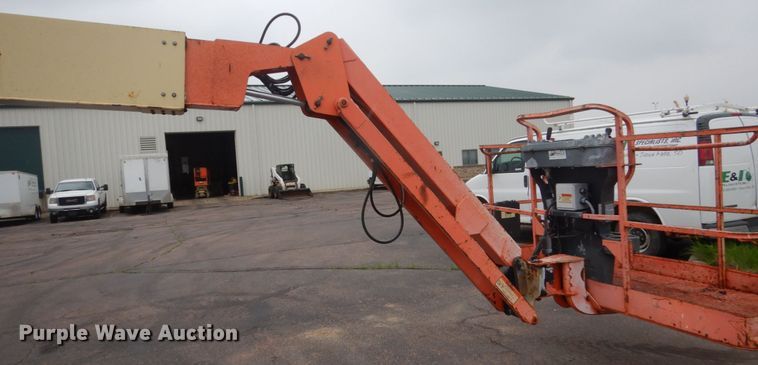 image for item FX9156 2005 JLG 800AJ  boom lift