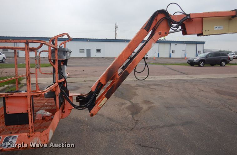 image for item FX9156 2005 JLG 800AJ  boom lift