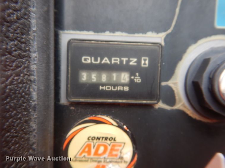 image for item FX9156 2005 JLG 800AJ  boom lift