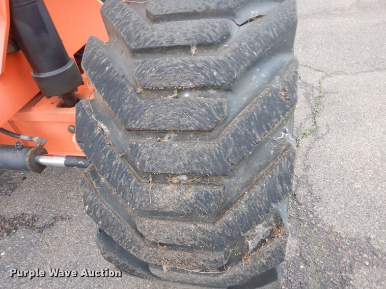 image for item FX9156 2005 JLG 800AJ  boom lift