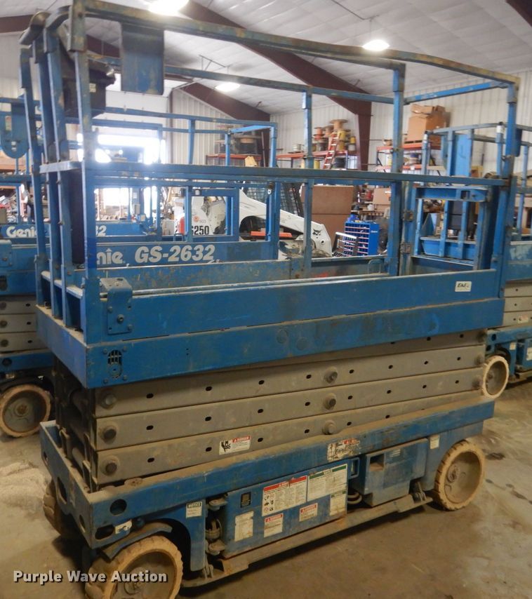 image for item FX9157 Genie GS-2632  scissor lift