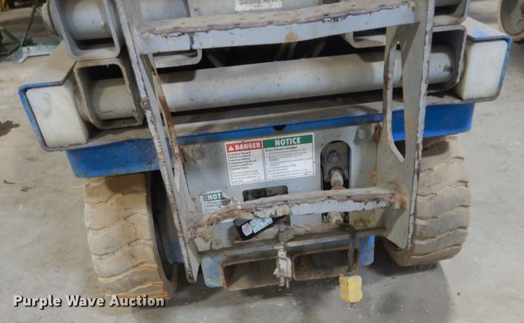 image for item FX9157 Genie GS-2632  scissor lift