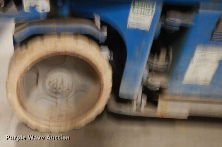 image for item FX9157 Genie GS-2632  scissor lift