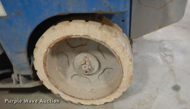 image for item FX9157 Genie GS-2632  scissor lift