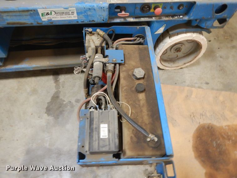 image for item FX9158 Genie GS-2632  scissor lift