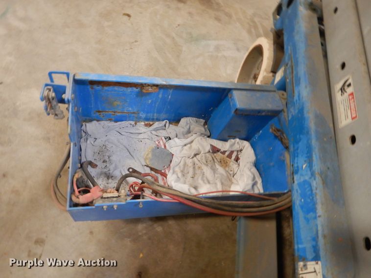 image for item FX9158 Genie GS-2632  scissor lift