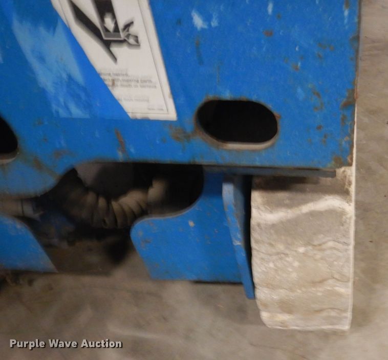 image for item FX9158 Genie GS-2632  scissor lift