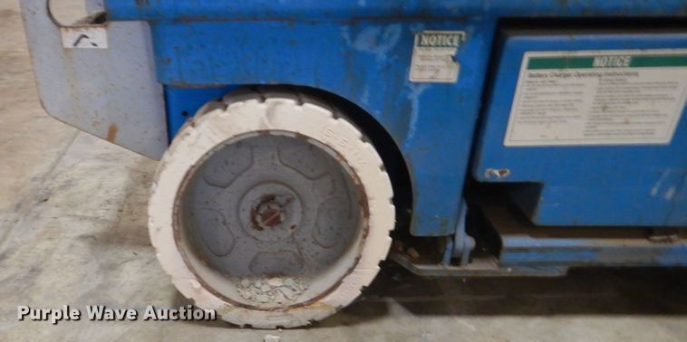 image for item FX9158 Genie GS-2632  scissor lift