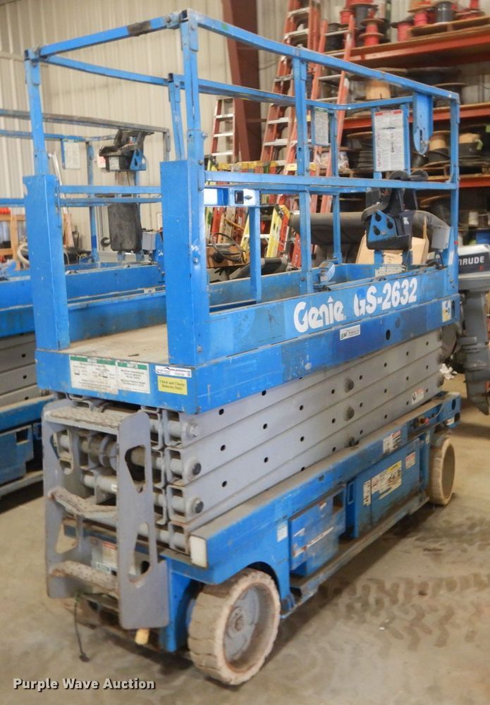 image for item FX9159 Genie GS-2632  scissor lift