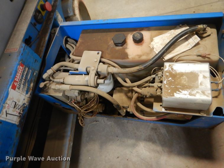 image for item FX9159 Genie GS-2632  scissor lift