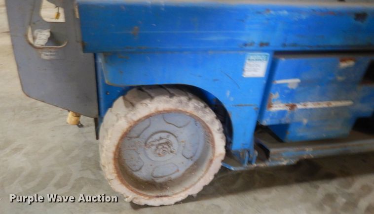 image for item FX9159 Genie GS-2632  scissor lift