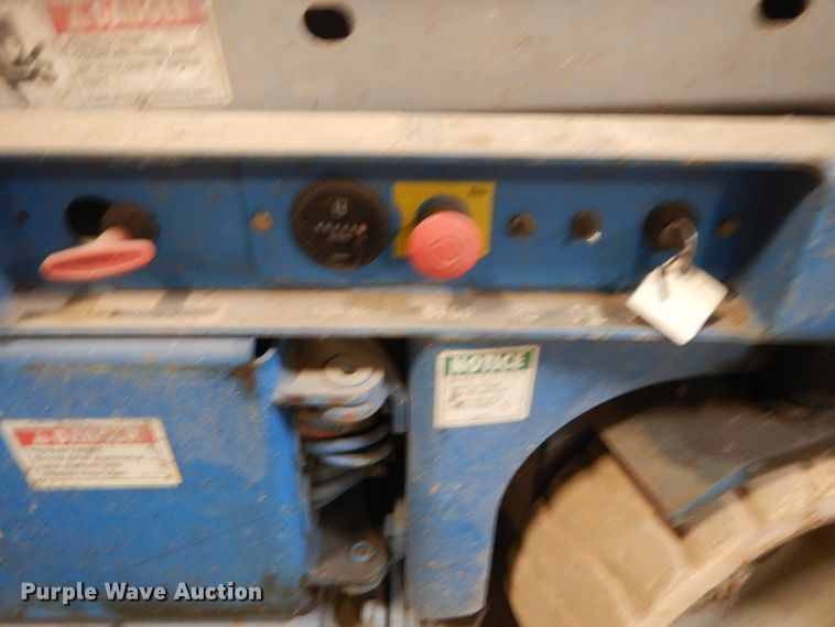image for item FX9160 Genie GS-2632  scissor lift