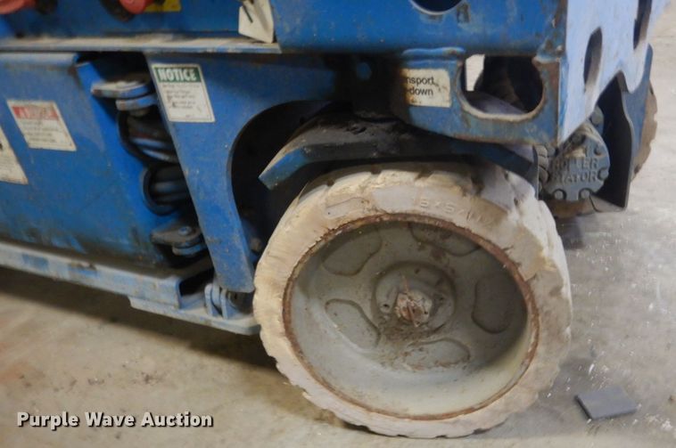 image for item FX9160 Genie GS-2632  scissor lift