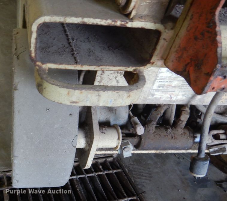 image for item FX9162 JLG 2032E2  scissor lift