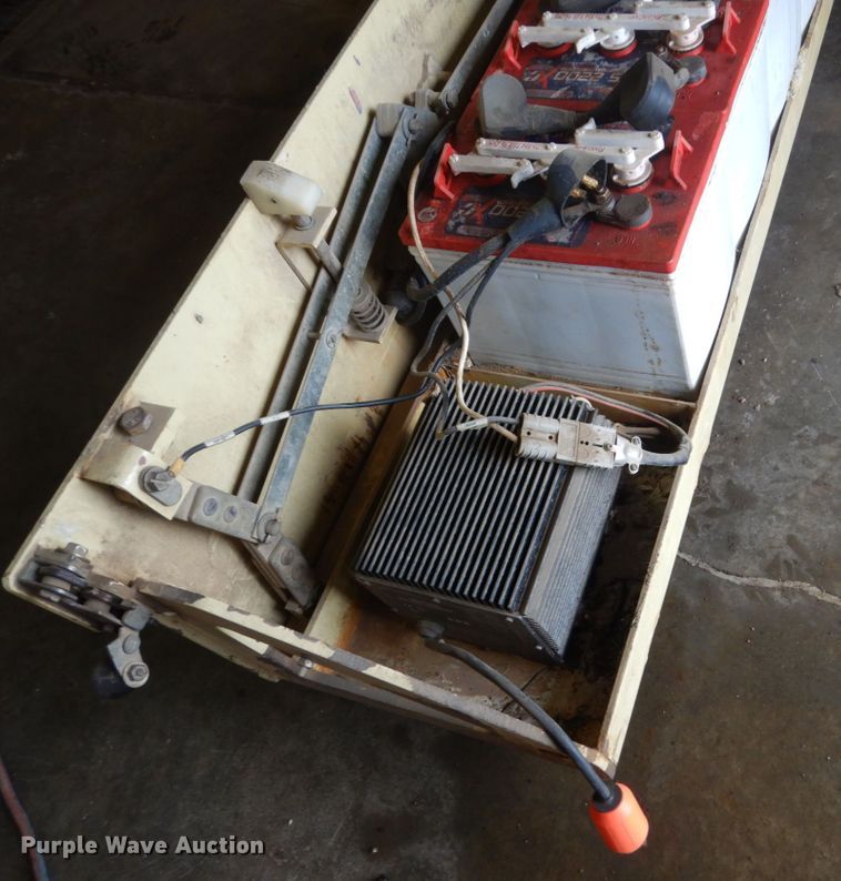 image for item FX9163 JLG 2032ES  scissor lift