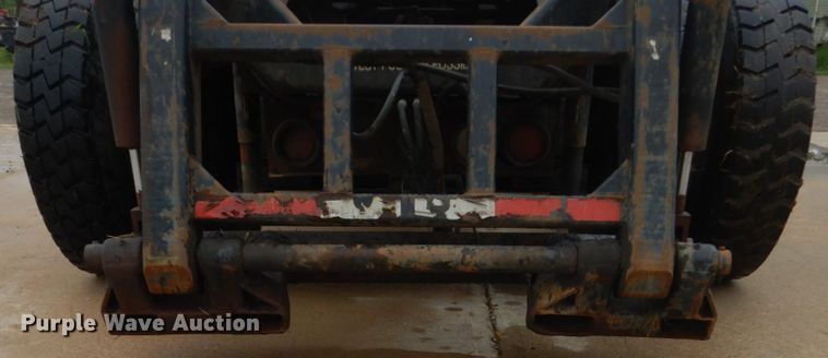 image for item FX9167 2003 International 8100  semi truck