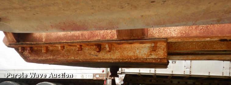 image for item FX9173 Tank trailer