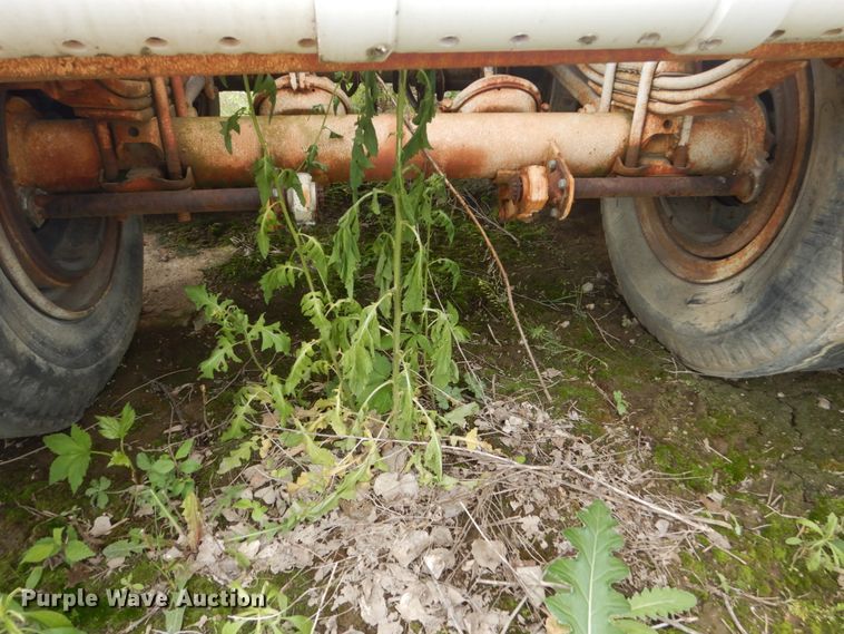 image for item FX9173 Tank trailer