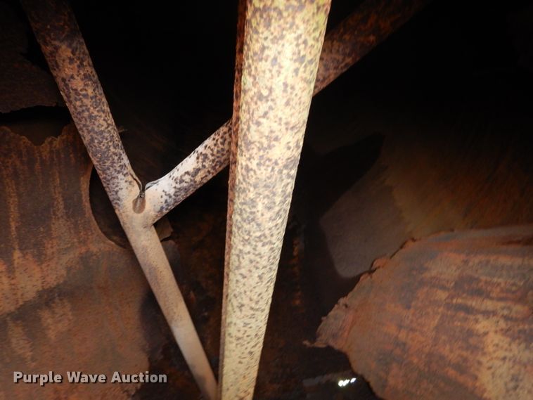 image for item FX9173 Tank trailer