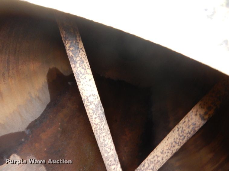 image for item FX9173 Tank trailer