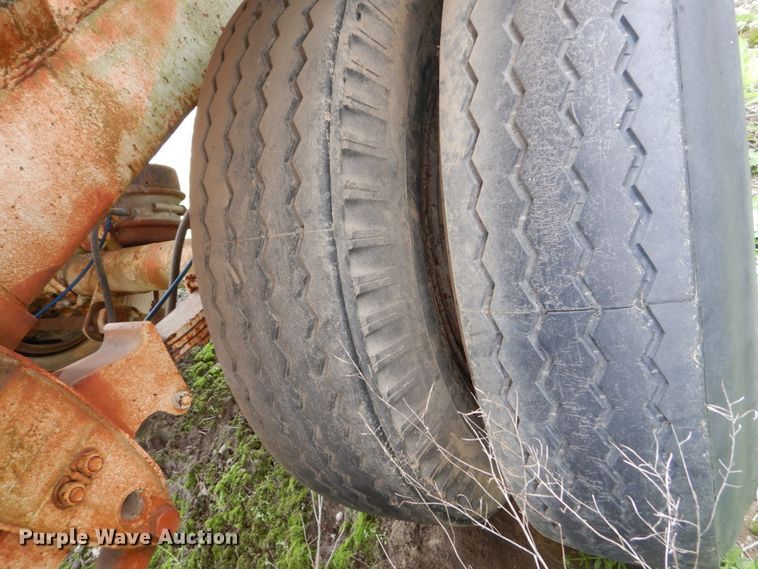 image for item FX9173 Tank trailer