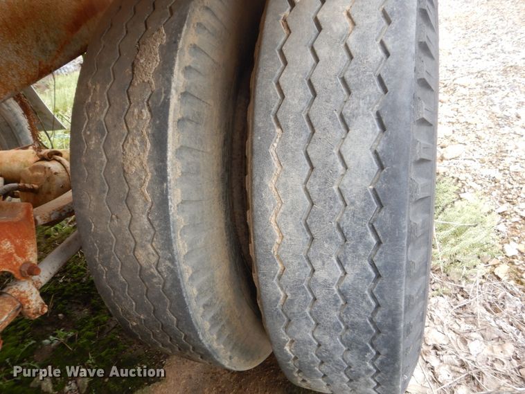 image for item FX9173 Tank trailer